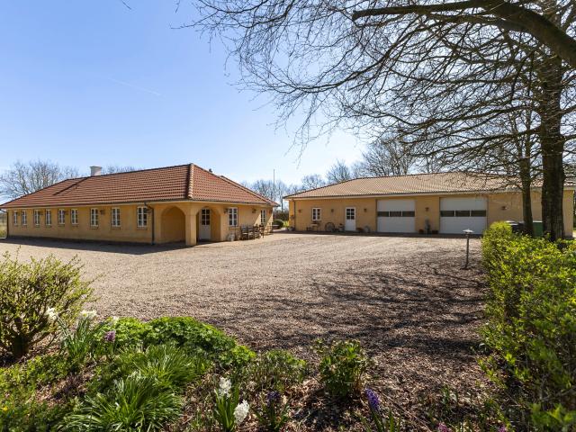 Landejendom til salg i Nørre Nissum, Århus