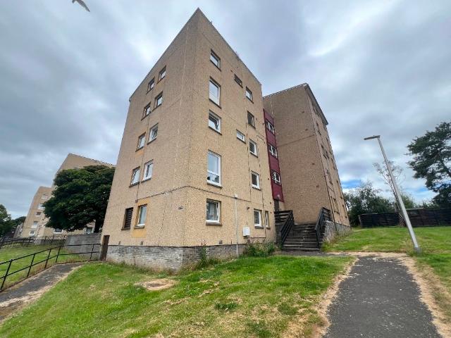 Apartment for rent in Menzieshill, Scotland