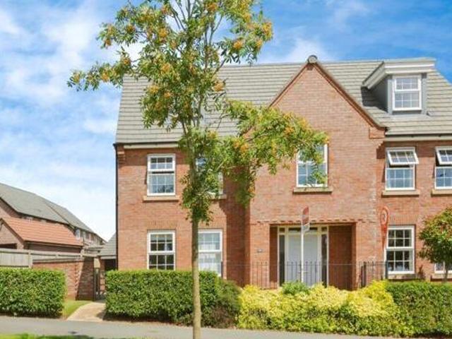 House for sale in City of London, Greater London