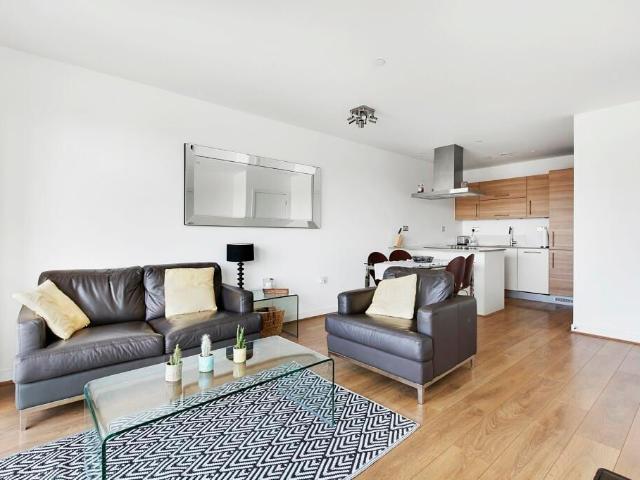 Apartment for rent in Bromley-by-Bow, Poplar Grove