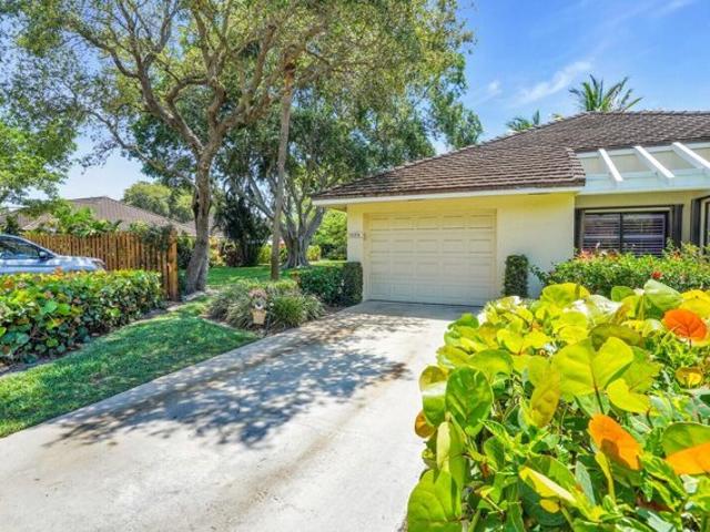 Condo for sale in North Palm Beach