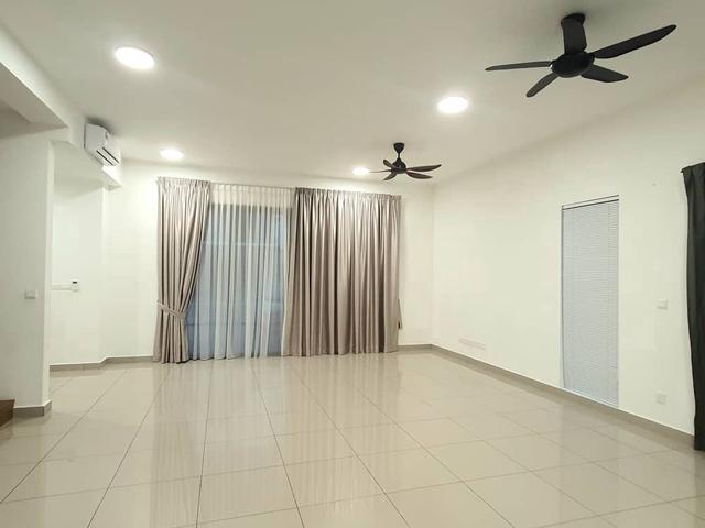 Terraced House for rent in Alam Impian, Selangor