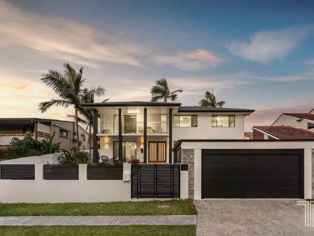 House for sale in Carindale, Greater Brisbane