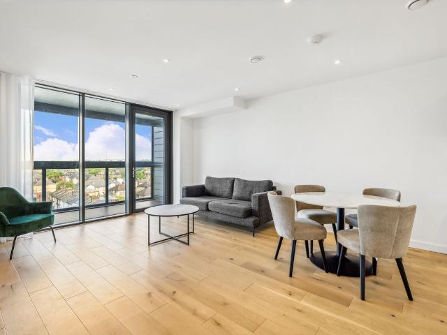 Apartment for rent in London Borough of Richmond upon Thames, Greater London