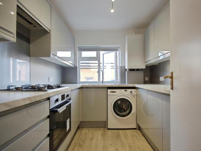 Apartment for rent in London Borough of Hounslow, Spring Grove