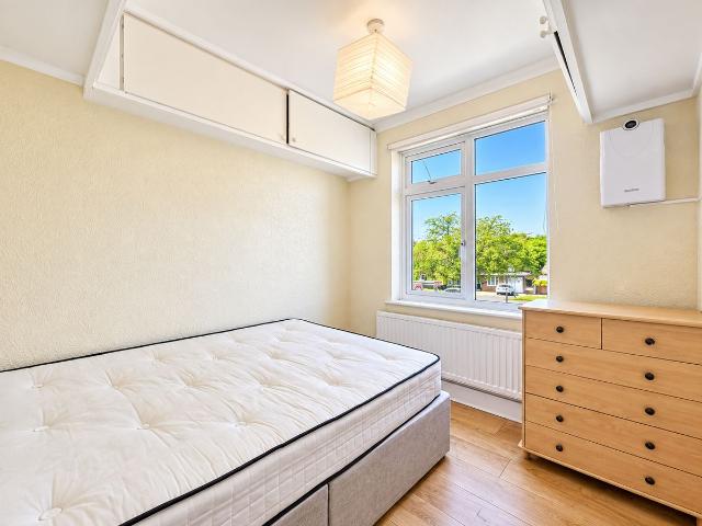 Room for rent in London Borough of Hounslow, Greater London