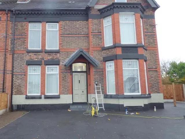 Apartment for rent in Huyton, Knowsley