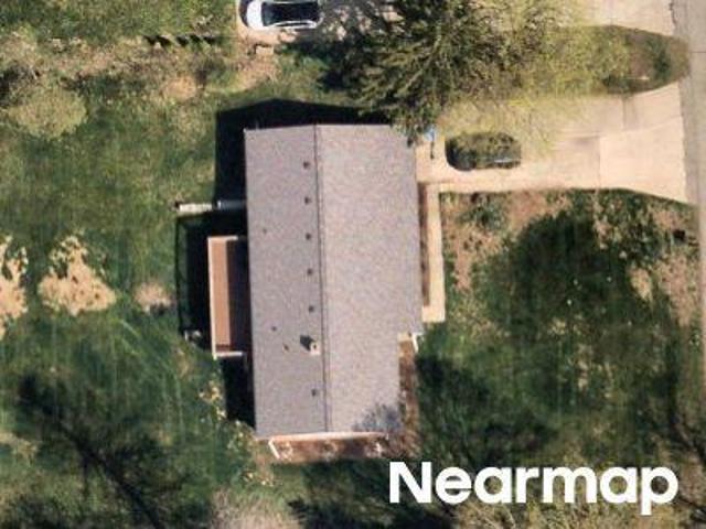 House for sale in Walled Lake