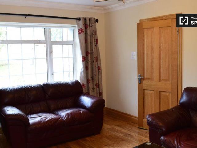 Room to rent in Clondalkin, North Tipperary