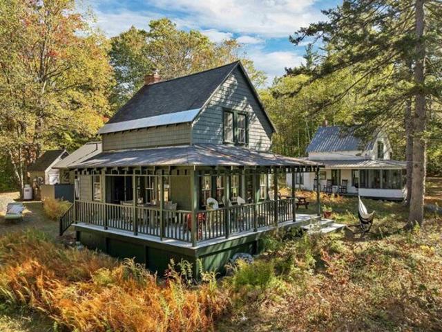House for sale in New Hampshire