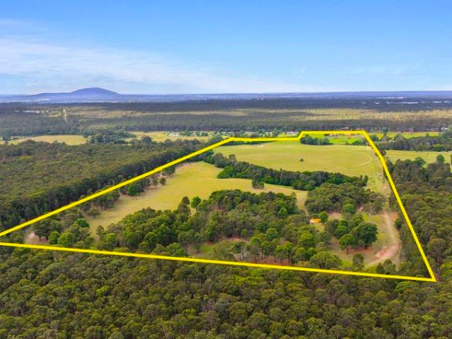 Cottage for sale in Nowra Hill, New South Wales