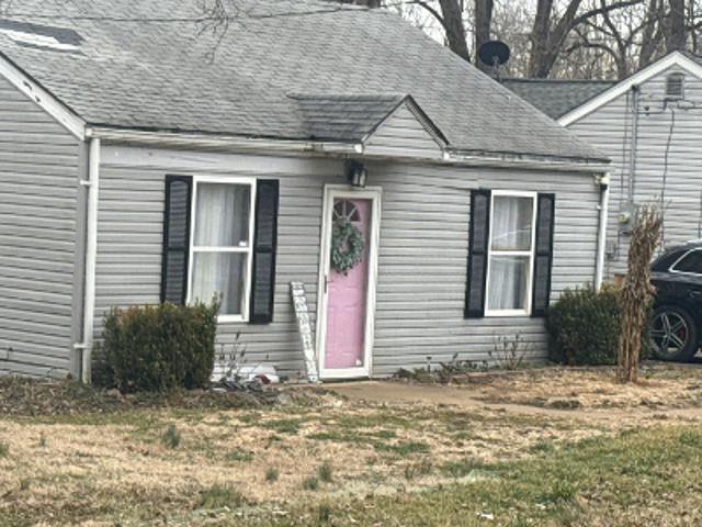 House for sale in Caseyville, Illinois