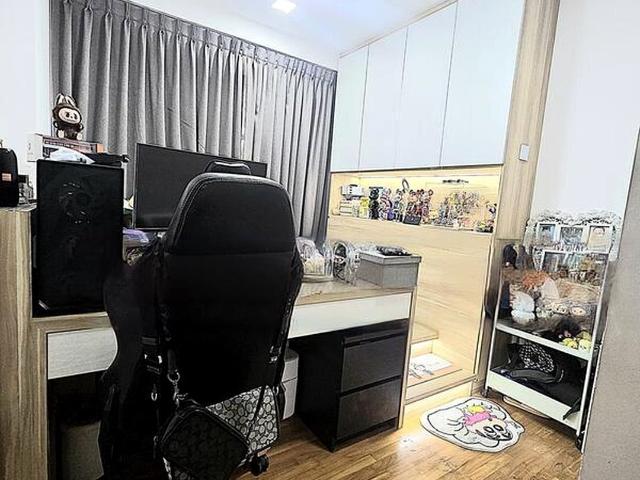 Condominium for sale in Woodlands