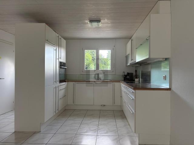 Einfamilienhaus mieten in Volketswil, Zürich