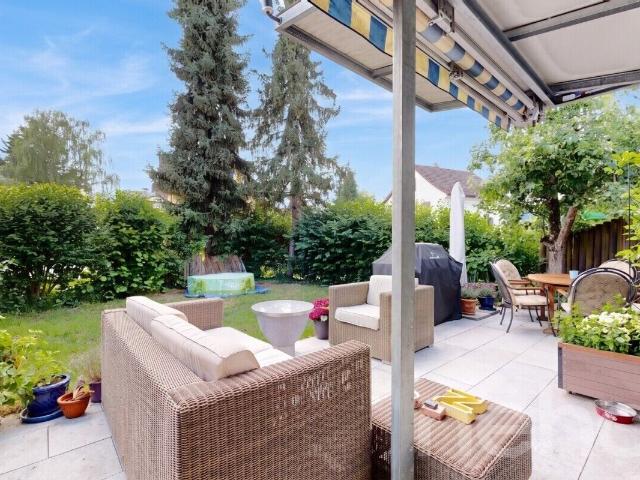 Einfamilienhaus kaufen in Rafz, Zürich