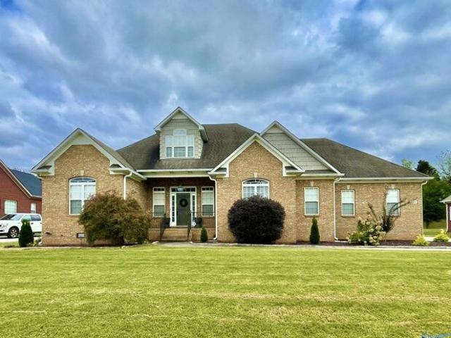 House for sale in New Market, Alabama
