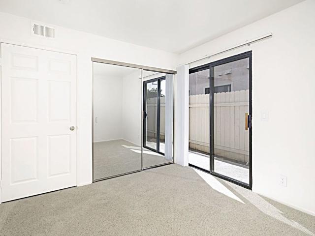 Apartment for rent in Costa Mesa, California