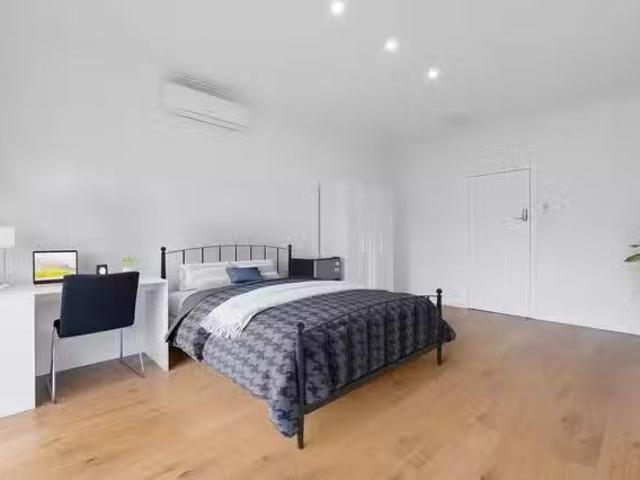 House for rent in Clayton, Melbourne