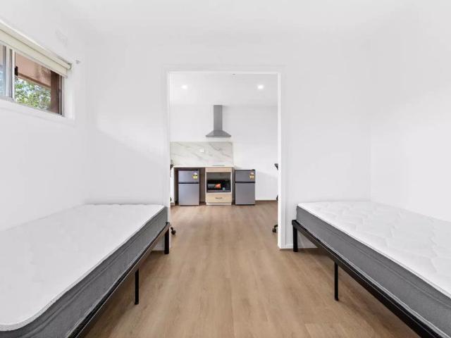 Room for rent in Camerons Creek, Victoria