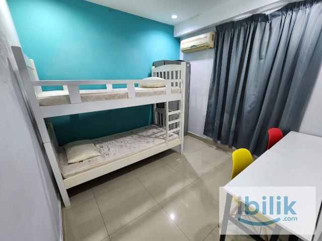 Room for rent in Petaling, Alam Impian