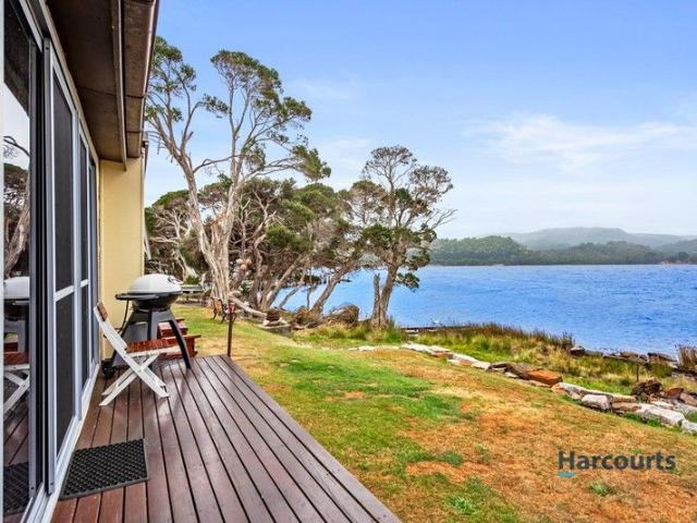 Granny Flat for sale in Strahan, Tasmania