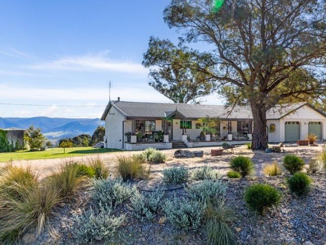 Cottage for sale in Blue Mountains City Council, New South Wales