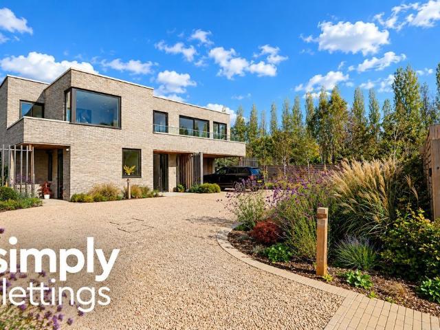 Apartment for rent in Ansty, Mid Sussex