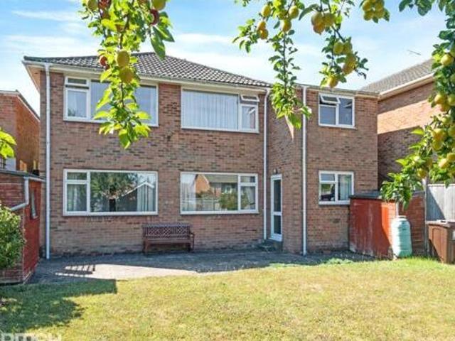 House for sale in Ratton, Eastbourne