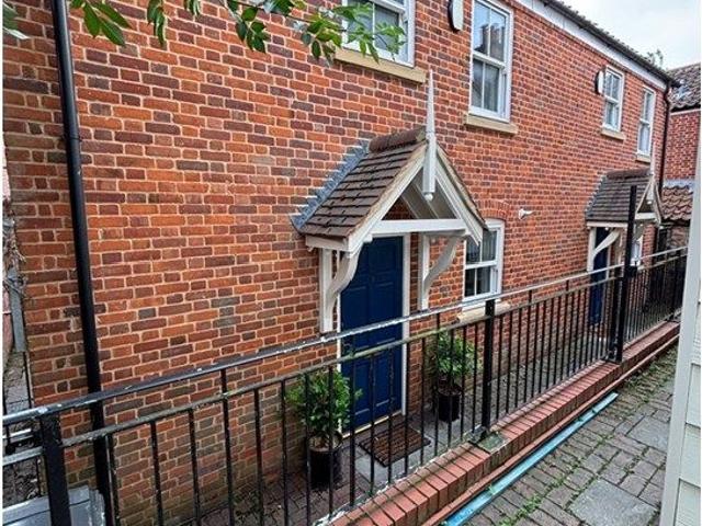 House for rent in New Catton, East Bank
