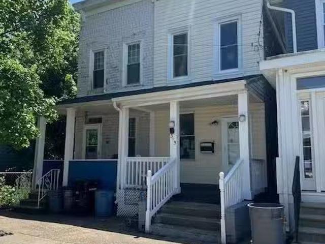 House for rent in Trenton