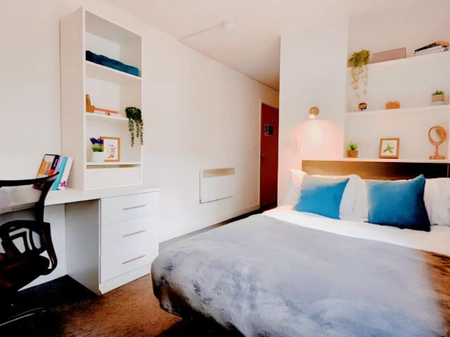 Room for rent in Bede Island, Old Wharf