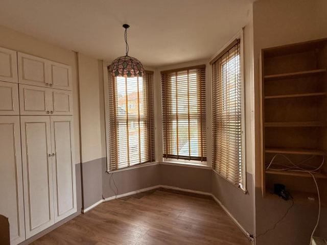 Apartment for rent in Gants Hill, Greater London