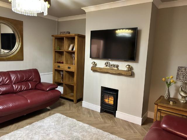 House for rent in Falcon Lodge, Wales