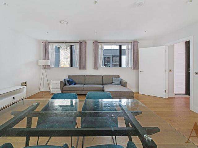 House for rent in Nine Elms, Greater London