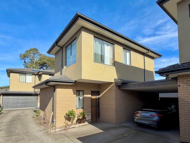 Townhouse for rent in Camerons Creek, Victoria