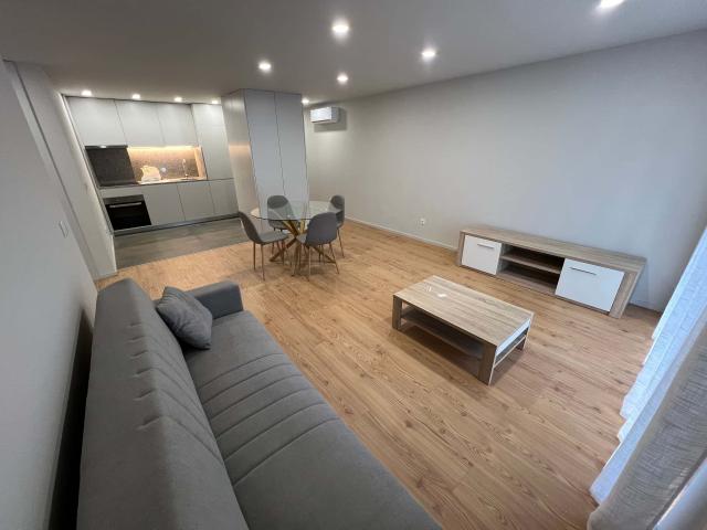 Apartamento alugar em Mafamude, Vila Nova De Gaia