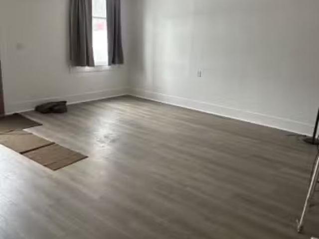 Condo for rent in Youngstown