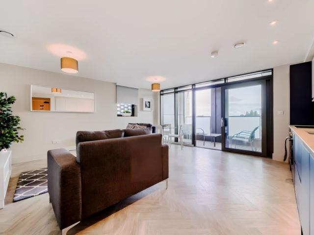 Apartment for rent in Norbiton, Greater London
