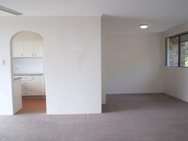 Apartment for rent in Lower North Shore, Sydney