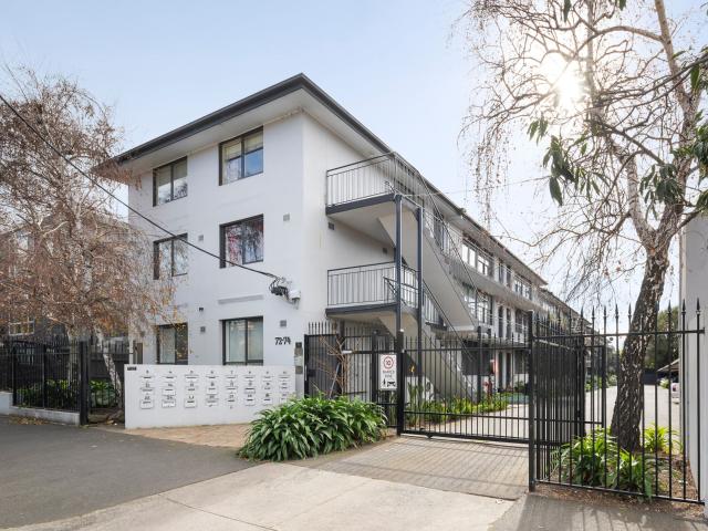 Apartment for rent in St Kilda, Melbourne