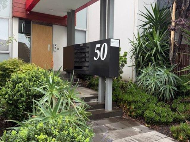 Apartment for rent in WillowPark Estate, Melbourne