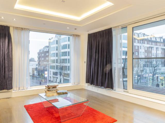 Apartment for rent in Kensington, Greater London
