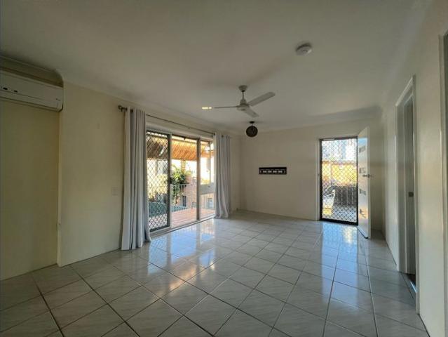 Apartment for rent in Surfers Paradise, Gold Coast City