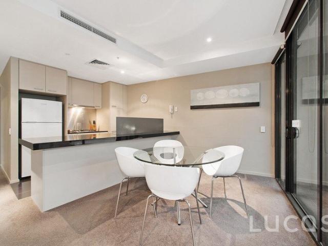 Apartment for rent in NewQuay, Melbourne