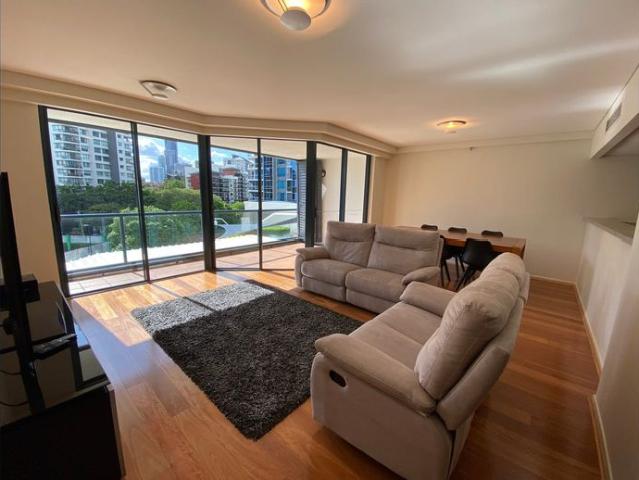 Apartment for rent in Kangaroo Point, Greater Brisbane