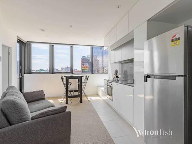 Apartment for rent in Carlton
