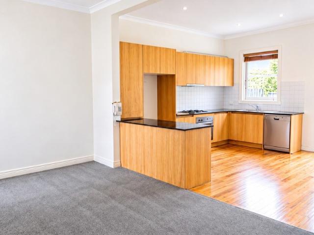 Apartment for rent in Albert Park, Melbourne
