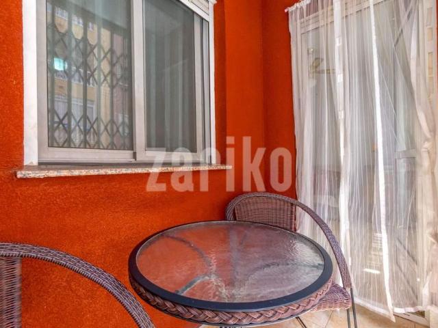 Apartamento en alquiler en Torrevieja, Europa