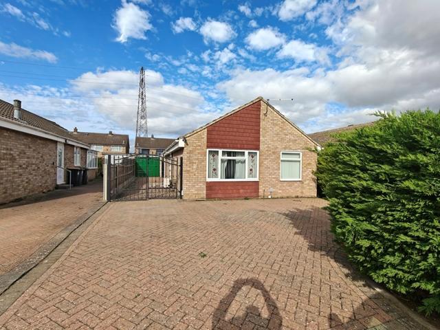 House for rent in Brickhill, Bedford