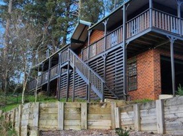 House for rent in Yosemite, Sydney